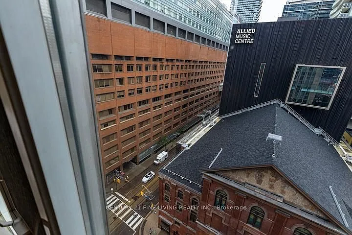 200 Victoria St #1317 — Photo 12