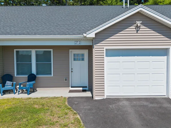 27 Village Circle #2, Augusta, ME 04330