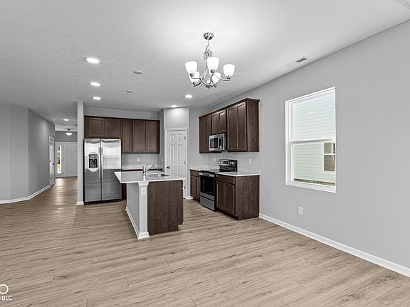 5th image of 3950 Bozeman Way