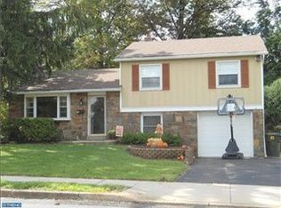 460 E 4th St, Lansdale, PA 19446
