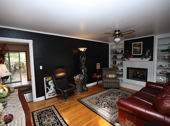2nd image of 733 Westwood Dr