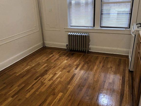 5th image of 35-25 29th St #B7