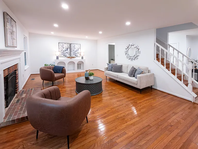 3979 Burning Bush Ct — Photo 4