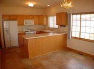 117 Fawn Ln, Elgin, IL 60120