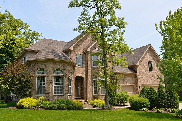 1st image of 1695 Pondview Dr