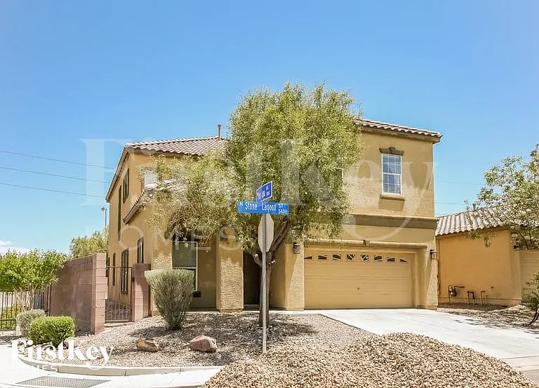 5440 Stone Lagoon St — Photo 2