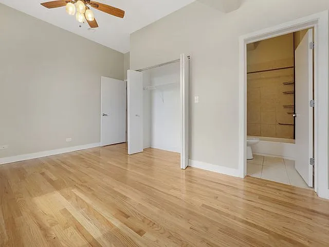 2120 W Washington Blvd #406 — Photo 8