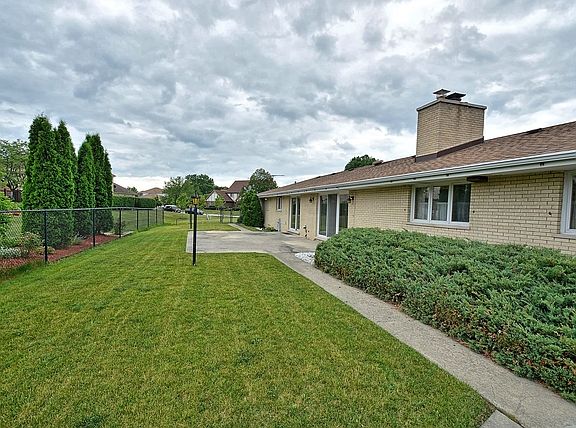 5th image of 13427 Fawn Ct