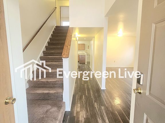 2nd image of 120 Raven Dr