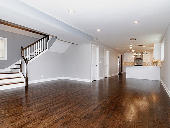 4th image of 55 W 77th Pl