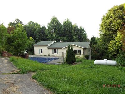 1112 Hilltop Rd, Jewell Ridge, VA, 24622