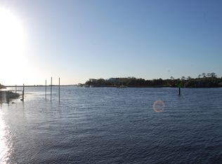 1418 N Cedar St, Steinhatchee, FL 32359