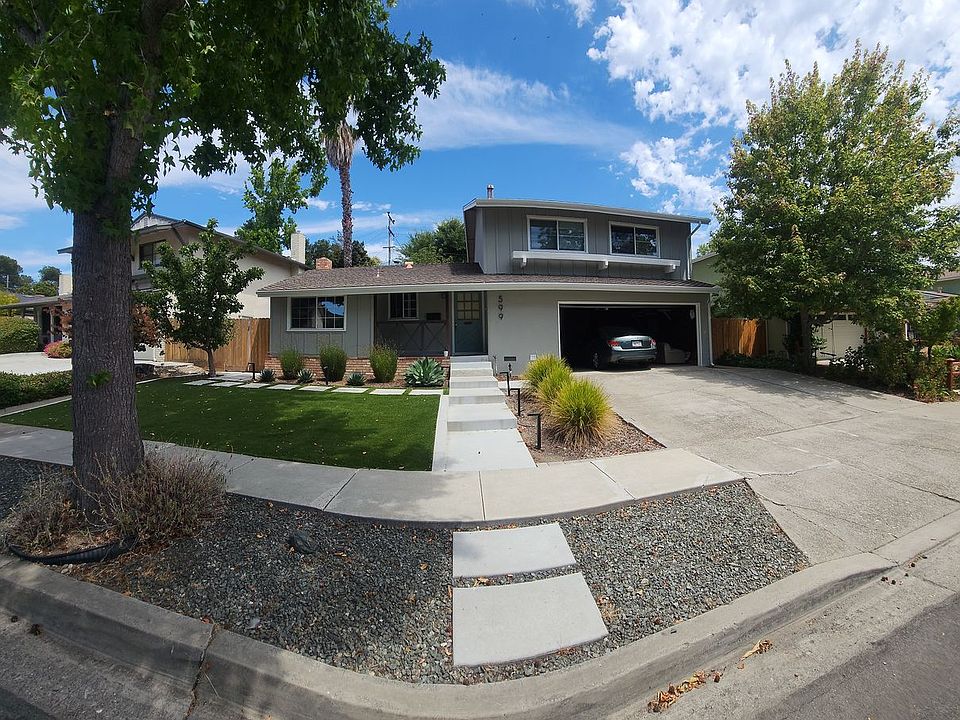 1st image of 599 Stanford Dr