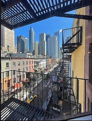 1st image of 368 W 46th St #F4