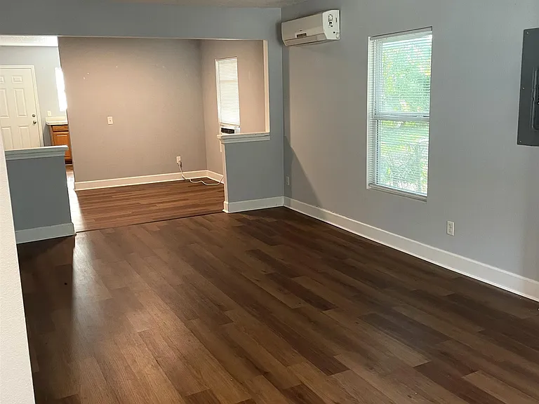 9 Blanche Ln — Photo 2