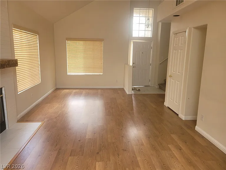 4013 Forest Knoll Ln — Photo 13