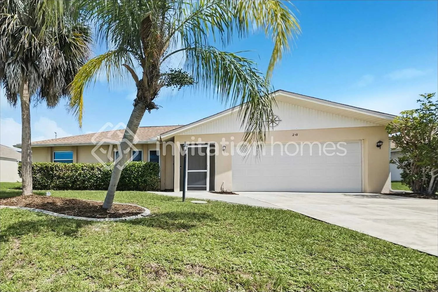 26 Mariner Ln Rotonda West, FL 33947 — Photo 1