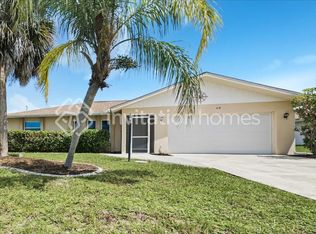 26 Mariner Ln, Rotonda West, FL 33947
