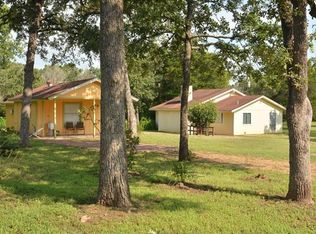 526 High Crossing Rd, Smithville, TX 78957