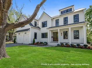 4425 Dittmar Rd, Arlington, VA 22207