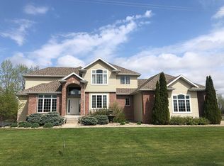 403 Renee Rd, Doniphan, NE 68832