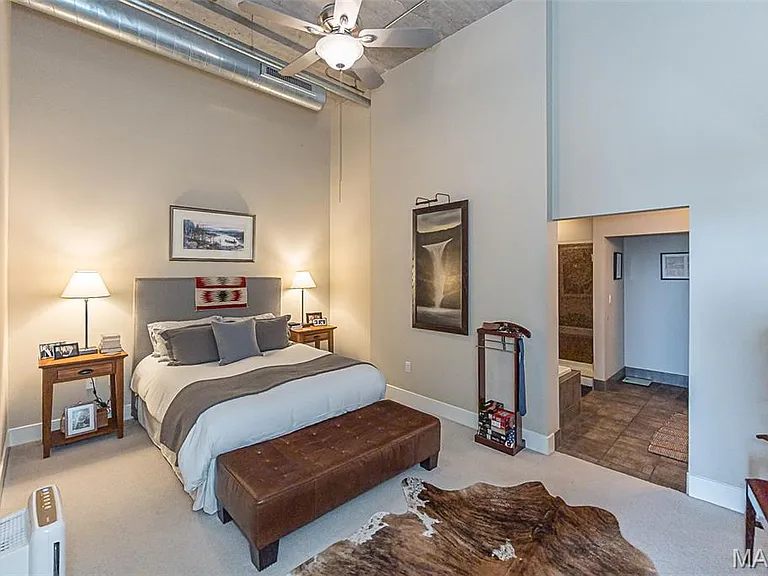 4100 Forest Park Ave #501 — Photo 16
