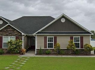 2824 Oakwood Dr, Winterville, NC 28590