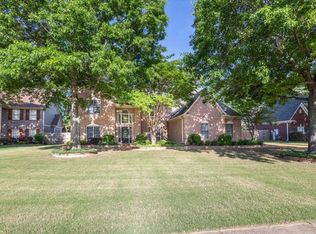 1707 Lisson Ln, Collierville, TN 38017