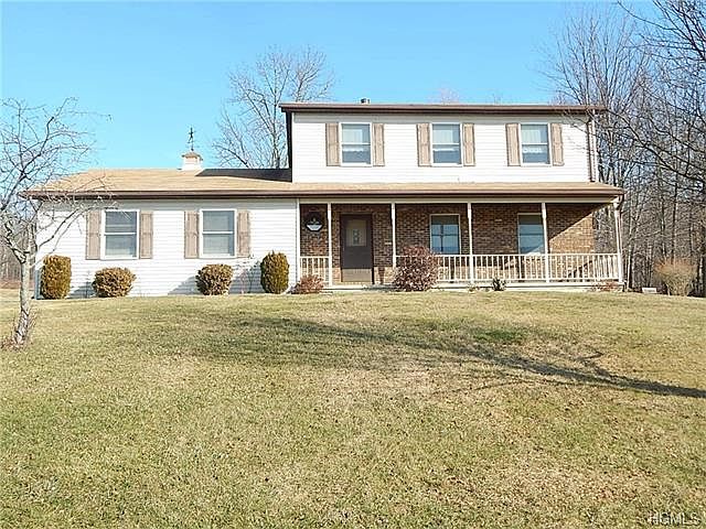 1st image of 100 Maureen Dr
