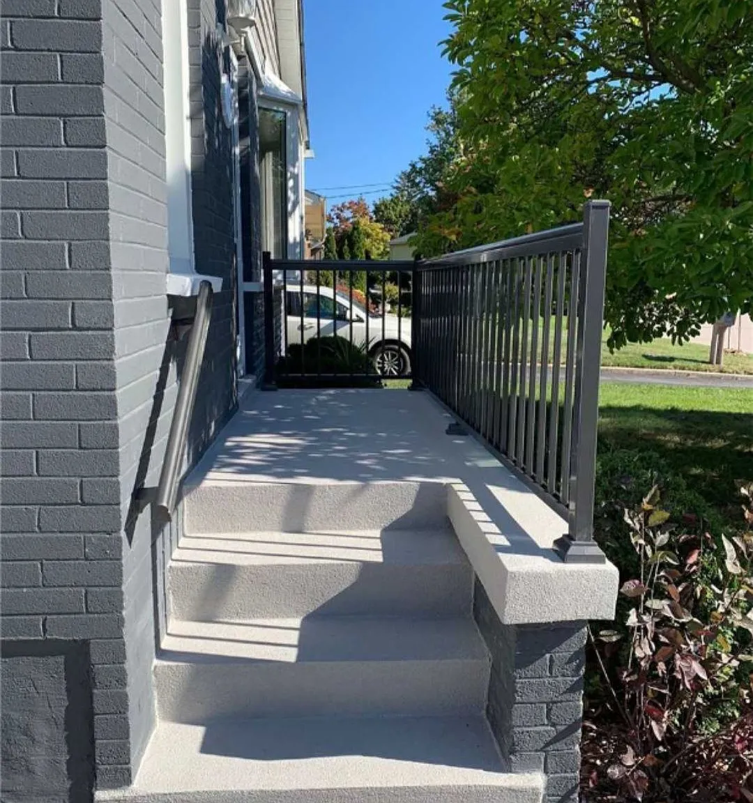 3 bed, $2,950 — Photo 2