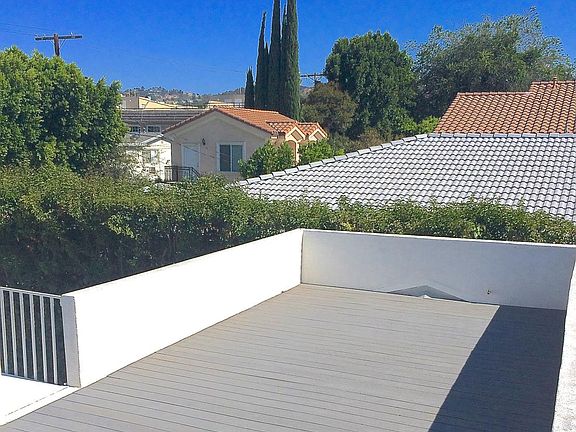 200+ Sq Ft. Rooftop Deck