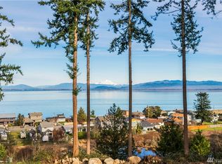 337 Tillicum Way, Camano Island, WA 98282