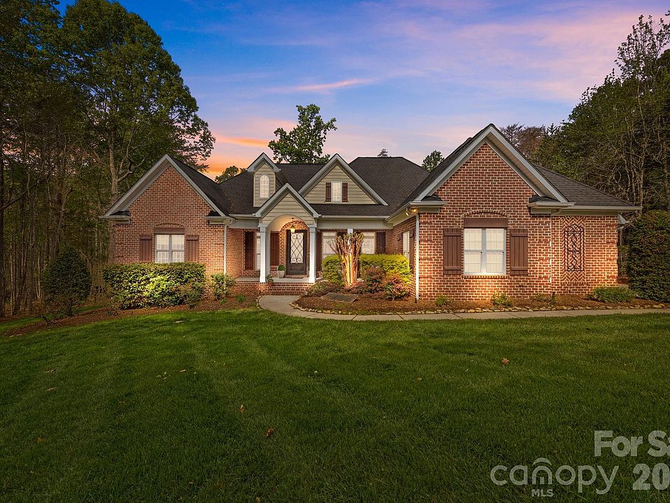 1st image of 3143 James Plantation Dr