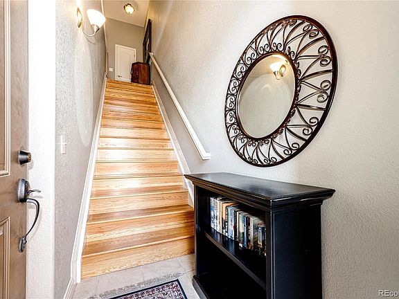 5th image of 160 Poplar St Unit E