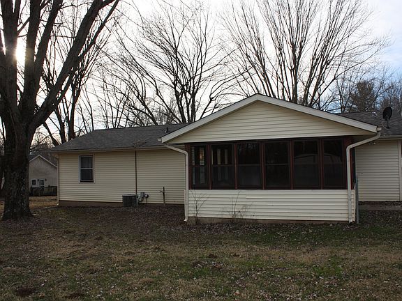 2nd image of 7101 S McCormick Ln