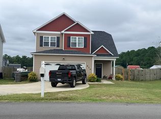 214 Shell Rock Landing Rd, Hubert, NC 28539