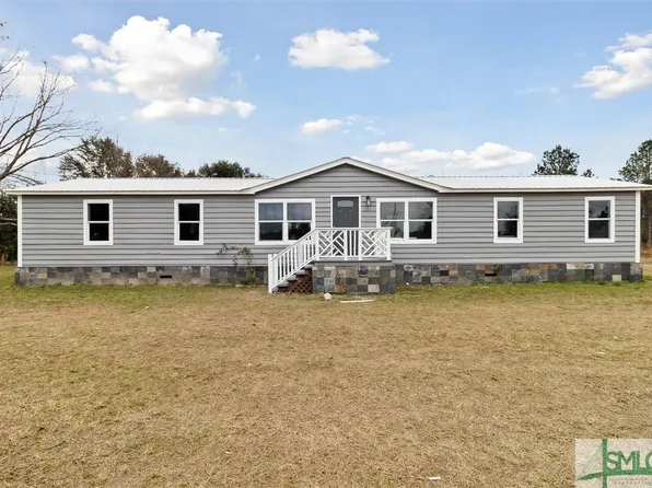 72 Midway Court, Glennville, GA 30417