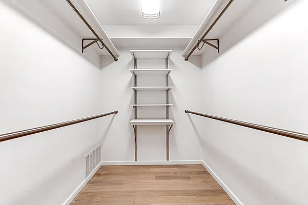 Rented by Christie's International Real Estate Group, LLC | media 31