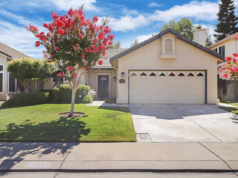 1st image of 810 Eucalyptus Ct