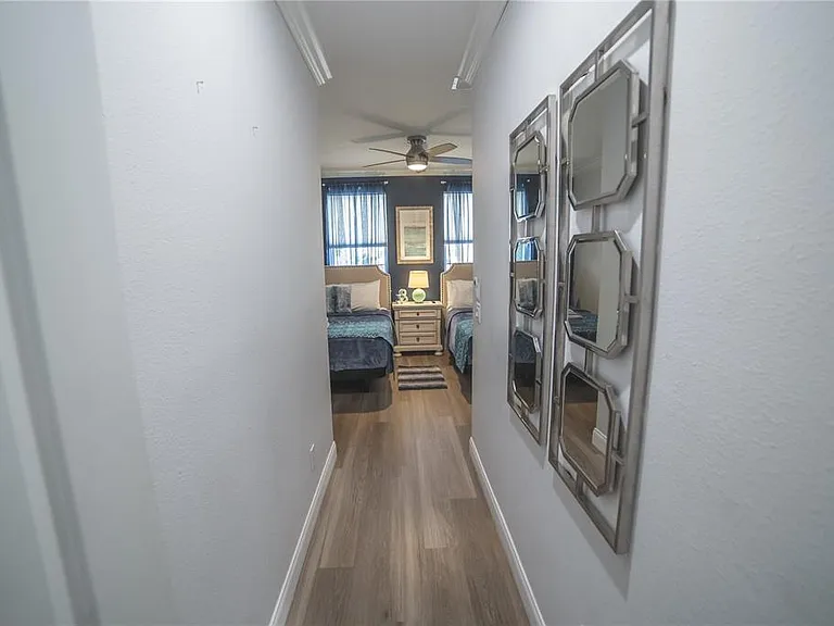159 Captiva Dr — Photo 24