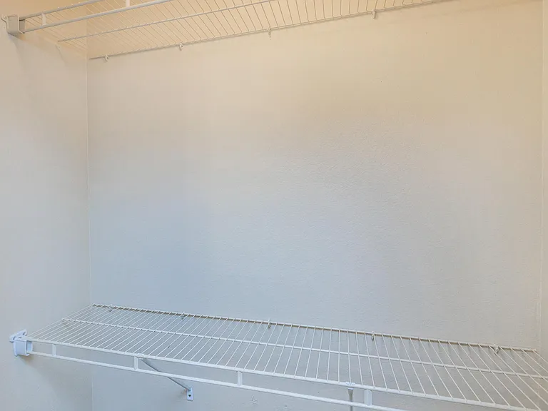 Spring Oaks Apartments — Photo 17