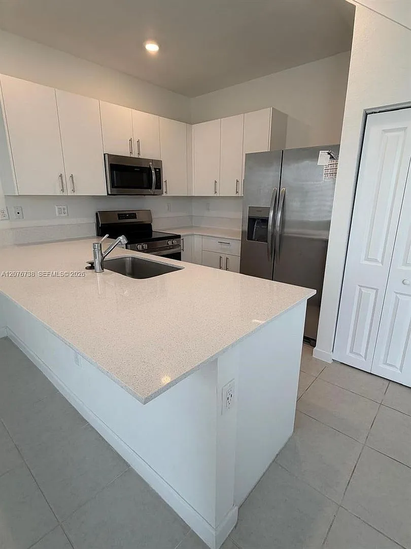 692 SE 13th Court, Homestead, FL 33034 - 3463 — Photo 1