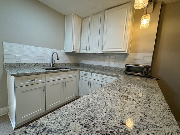 3rd image of 6457 Cooper Ln