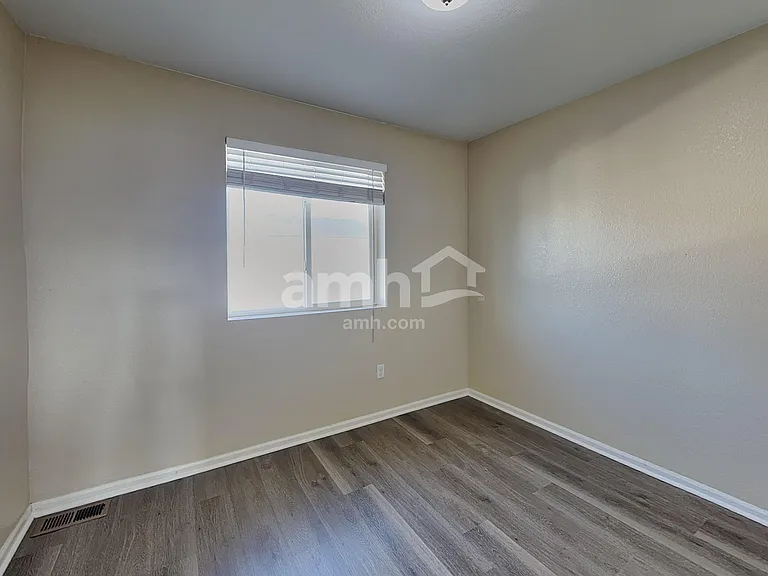 5550 N Lisbon St — Photo 16
