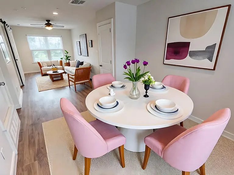 Treemont Apartments — Photo 8