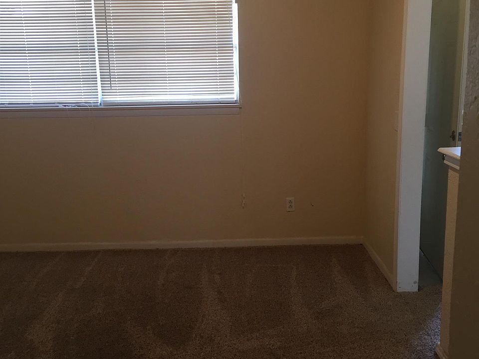 1st image of 1910 Gregory Dr APT B