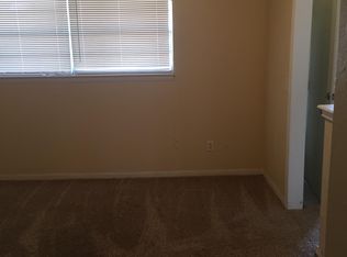 1910 Gregory Dr APT B, Amarillo, TX 79106