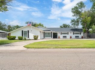 313 Fox Dr, Del Rio, TX 78840