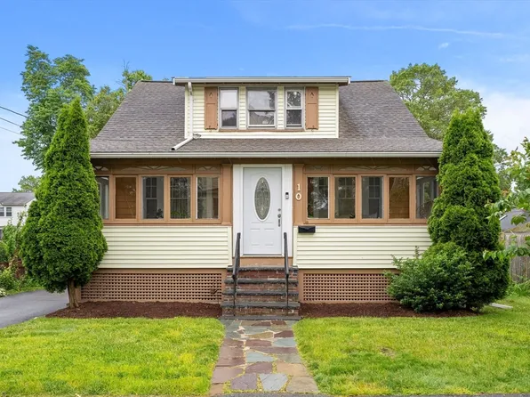 10 Waldo St, Randolph, MA 02368