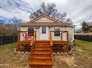 528 France Ln, Maryville, TN 37803